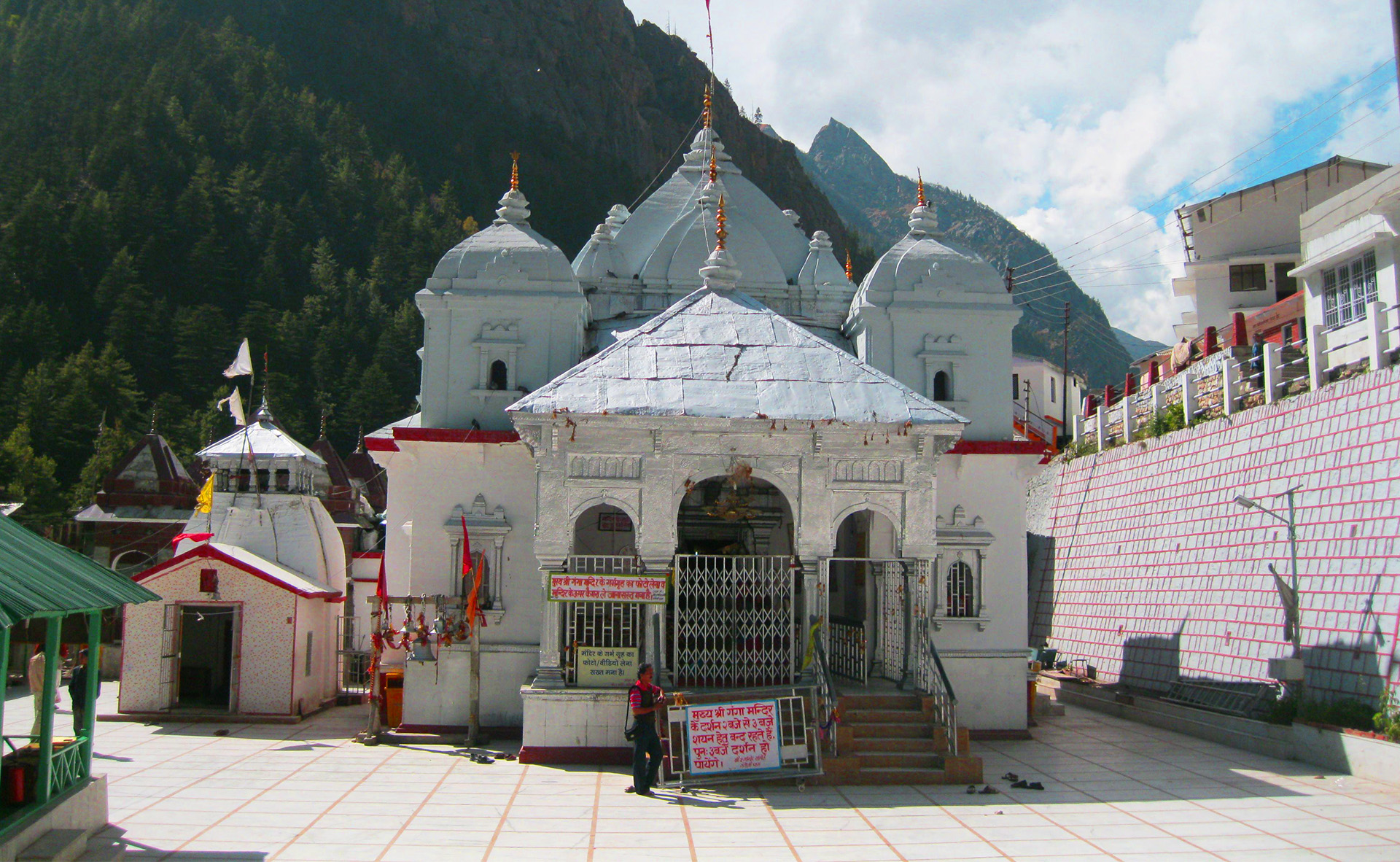 Uttarkashi, harshil, gangotri